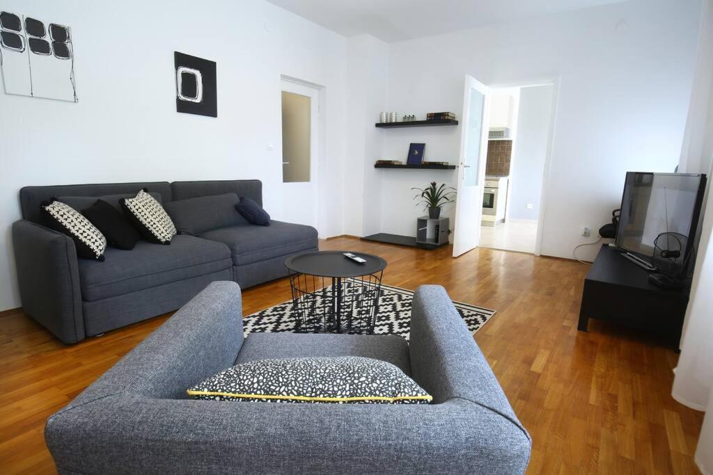 ☆beach Centar Large Stylish With Terrace *